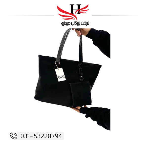 کیف بزرگ دستی زنانه ZARA-005 با طراحی شیک و مدرن، فضای داخلی جادار و کیفیت دوخت بالا؛ مناسب استفاده روزمره و خرید عمده از هیوارو نمایندگی شهرضا اصفهان و تهران